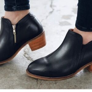 Xena Black Leather Steel-toe Shoes Size 10